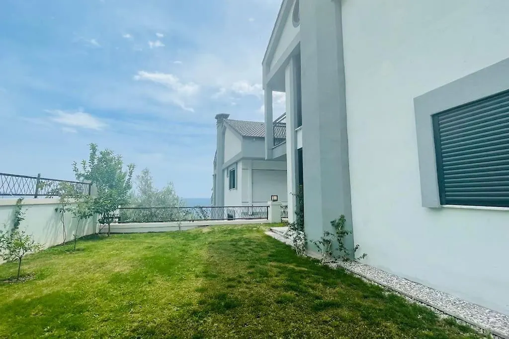 Sea Front Villa With Panoramic View C Blok マルマリス
