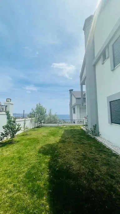 Sea Front Villa With Panoramic View C Blok マルマリス